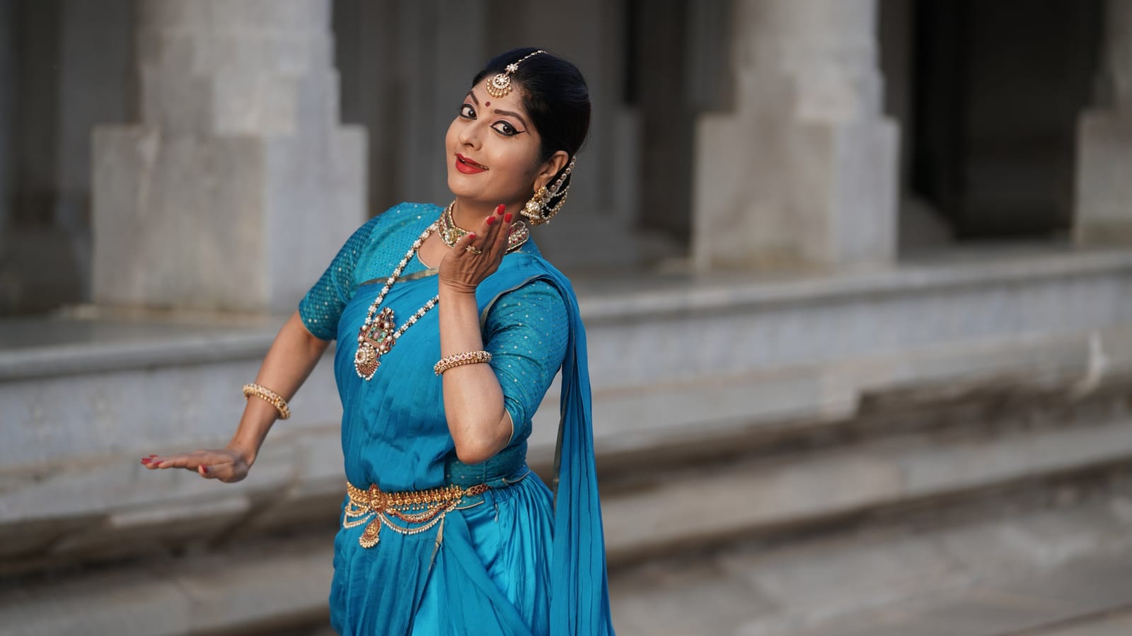 Nirupama Rajendra — Deshi Marga Adavu