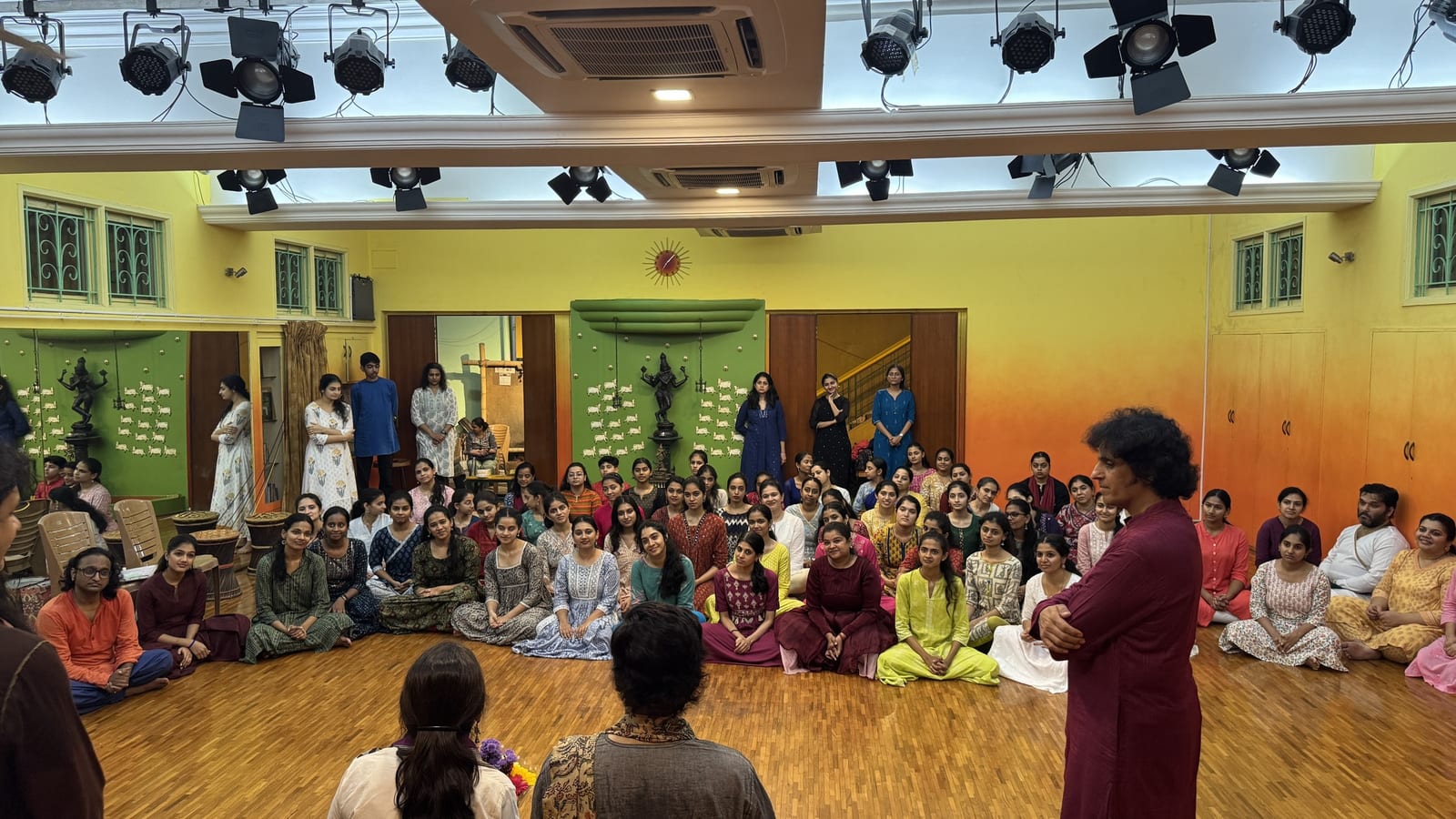 Gurus Maulik Shah & Ishira Parekh — Kathak workshop at ADC