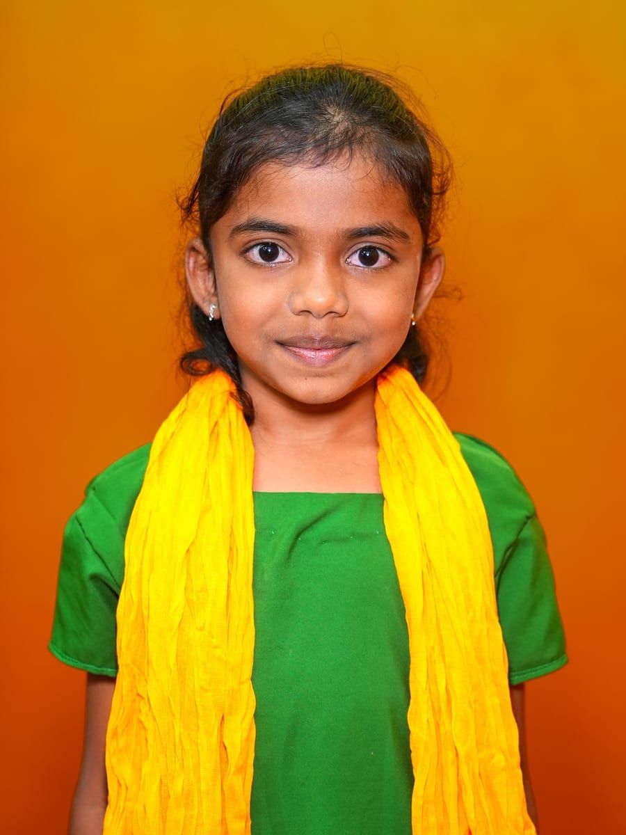 Naisha, scholarship holder