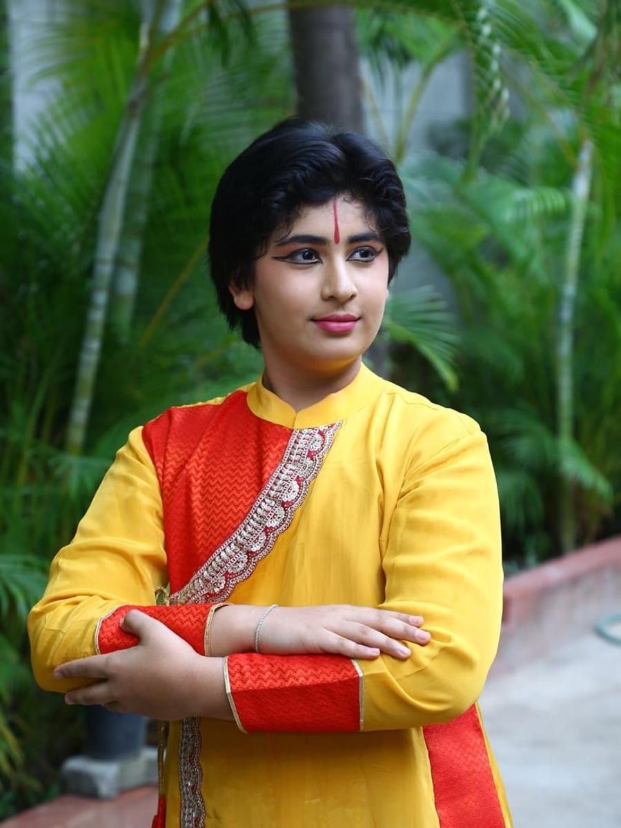 Pradyota, scholarship holder