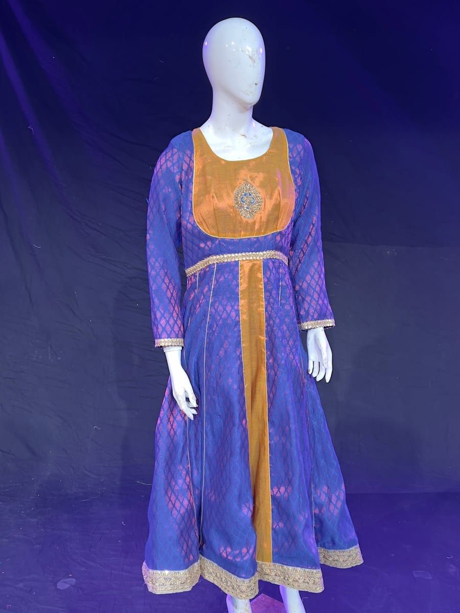 Dance costume from the Abhinava studio