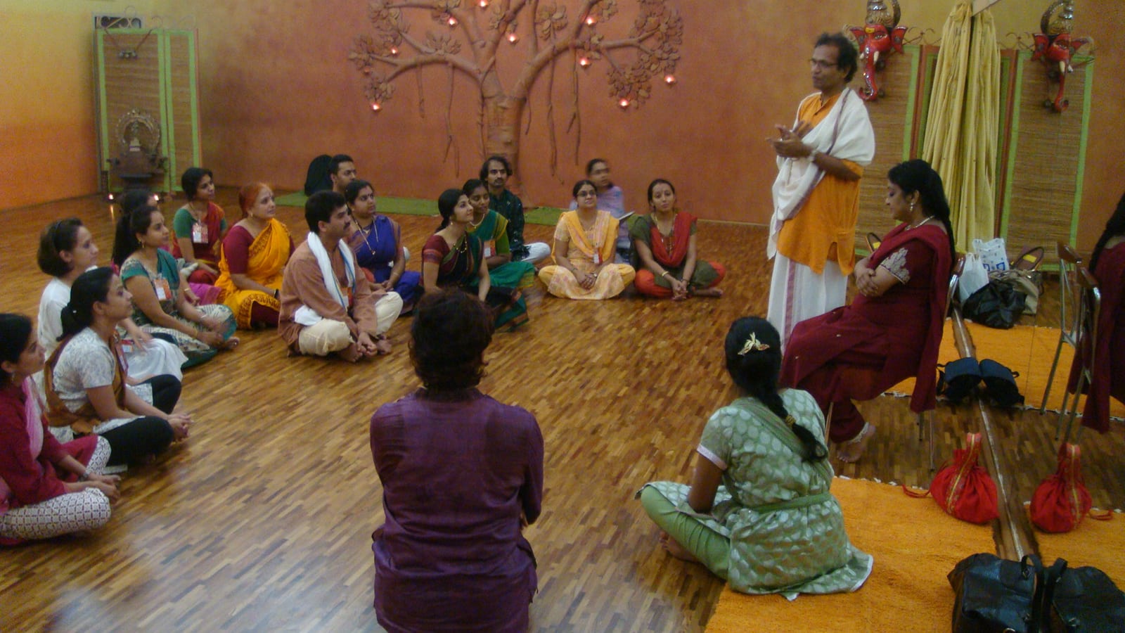 Padma Vibhushan Dr. Padma Subrahmanyam's Bharatanrityam workshop at ADC