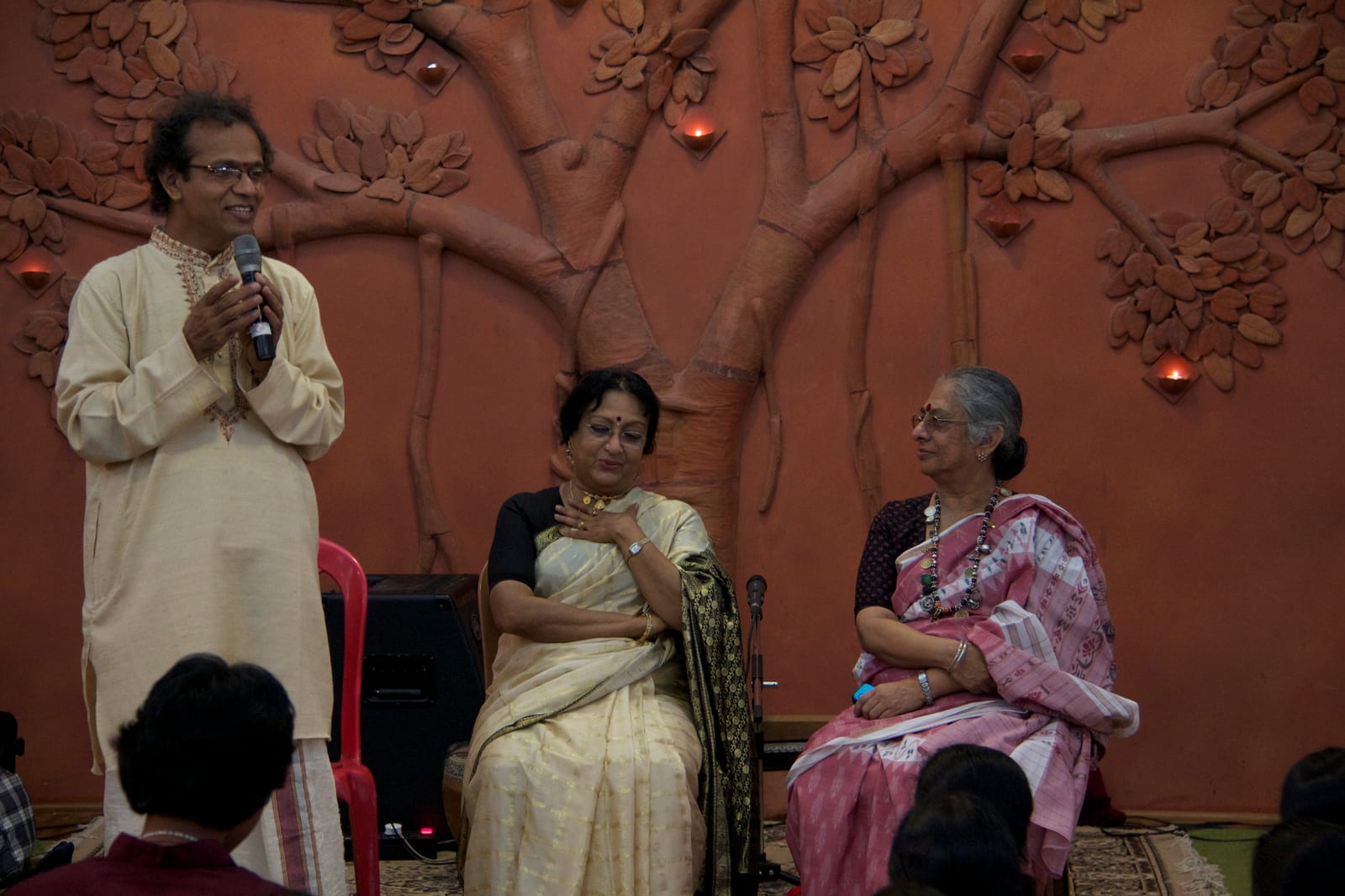Padma Vibhushan Dr. Padma Subrahmanyam's Bharatanrityam workshop at ADC